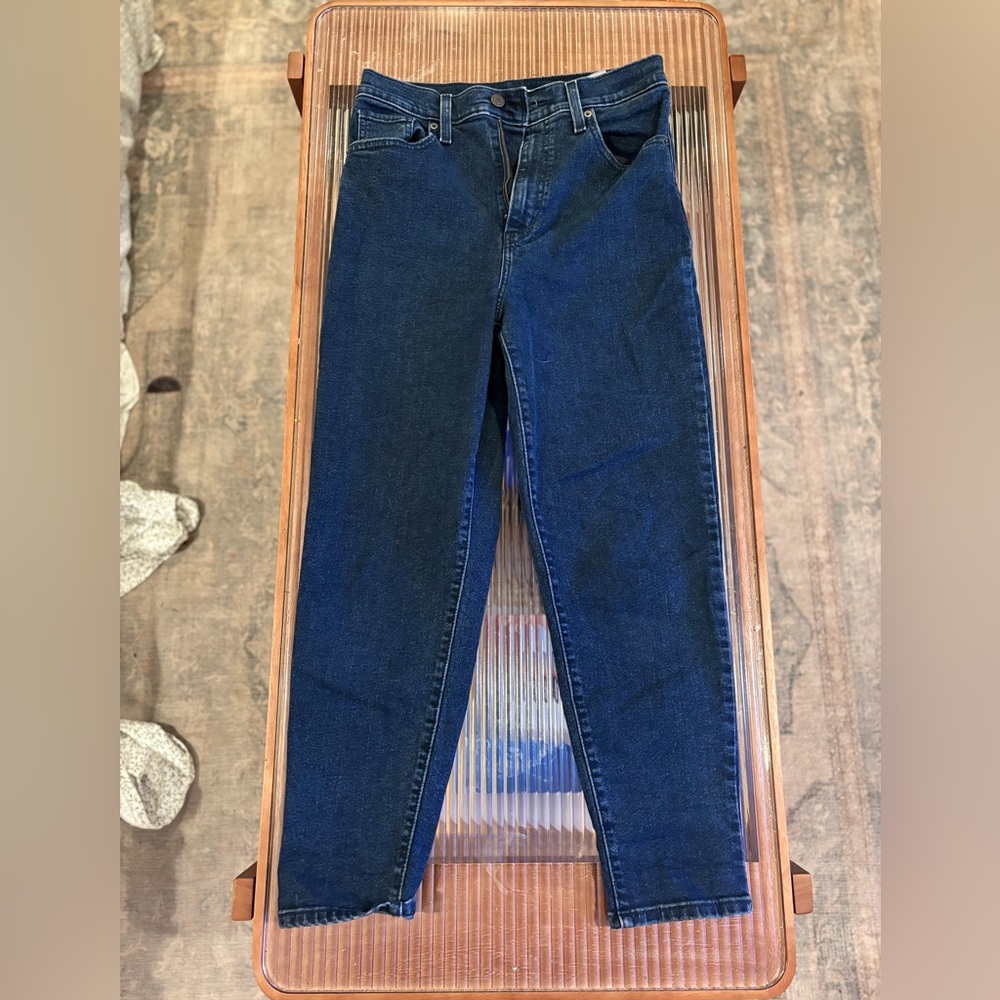 Levi’s High Wasted Tapered Jeans Medium Stretch